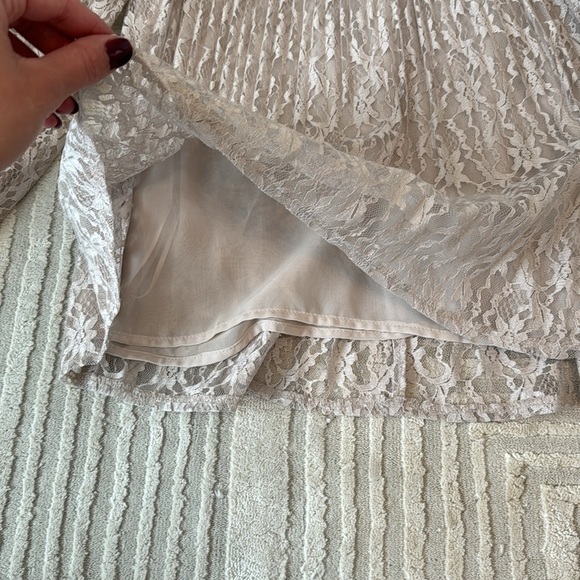 Lauren Conrad Lace Beige Open Shoulder Blouse - Picture 7 of 13